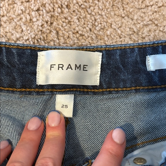 Frame The Ruler Jeans - Picture 2 of 5